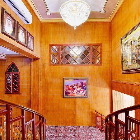 Capital O 125 Moon Plaza Hotel Manama Dış mekan fotoğraf