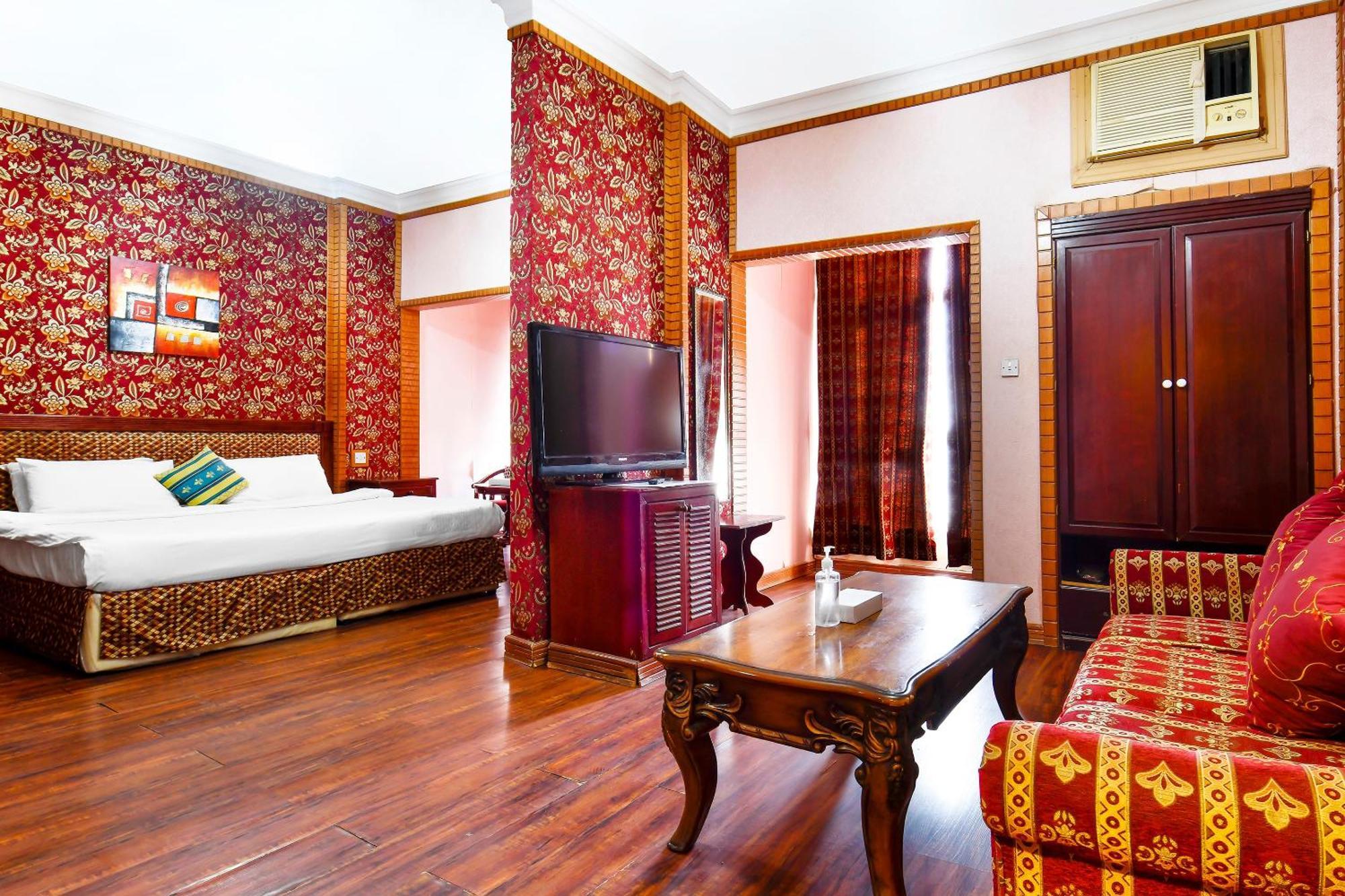 Capital O 125 Moon Plaza Hotel Manama Dış mekan fotoğraf