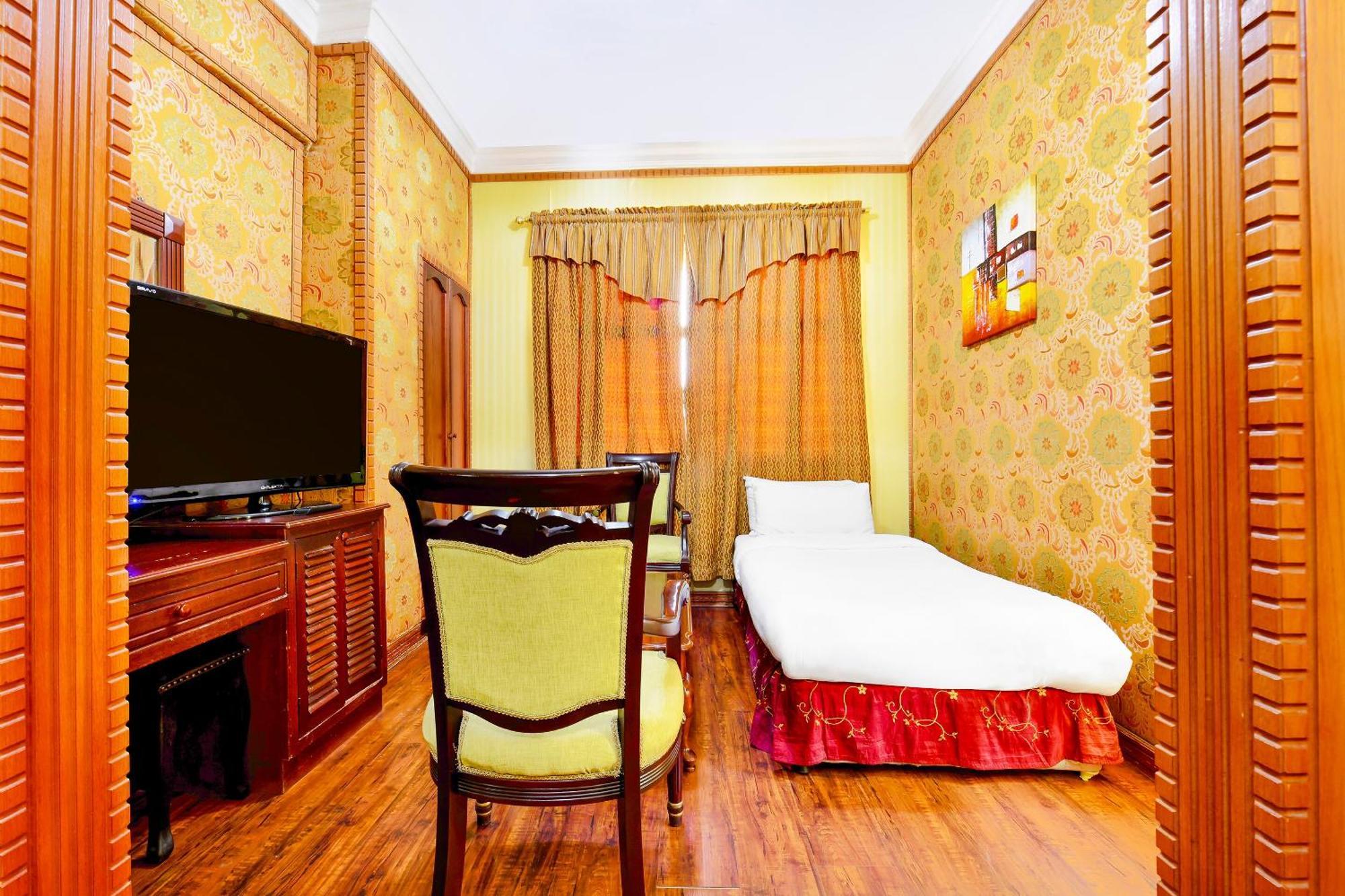 Capital O 125 Moon Plaza Hotel Manama Dış mekan fotoğraf