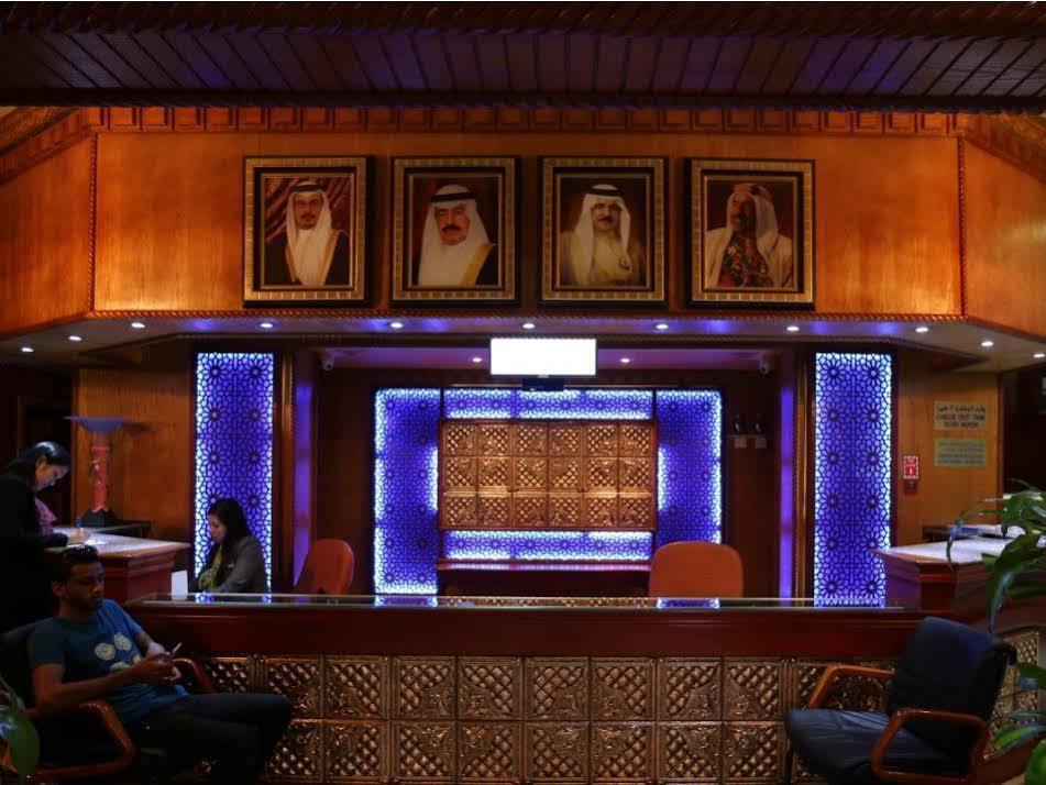 Capital O 125 Moon Plaza Hotel Manama Dış mekan fotoğraf